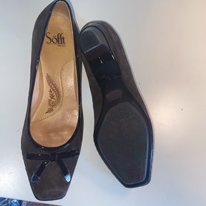 Sofft | Bow Dress Pumps Womens 8.5 M Brown Suede Square Toe Block Heel